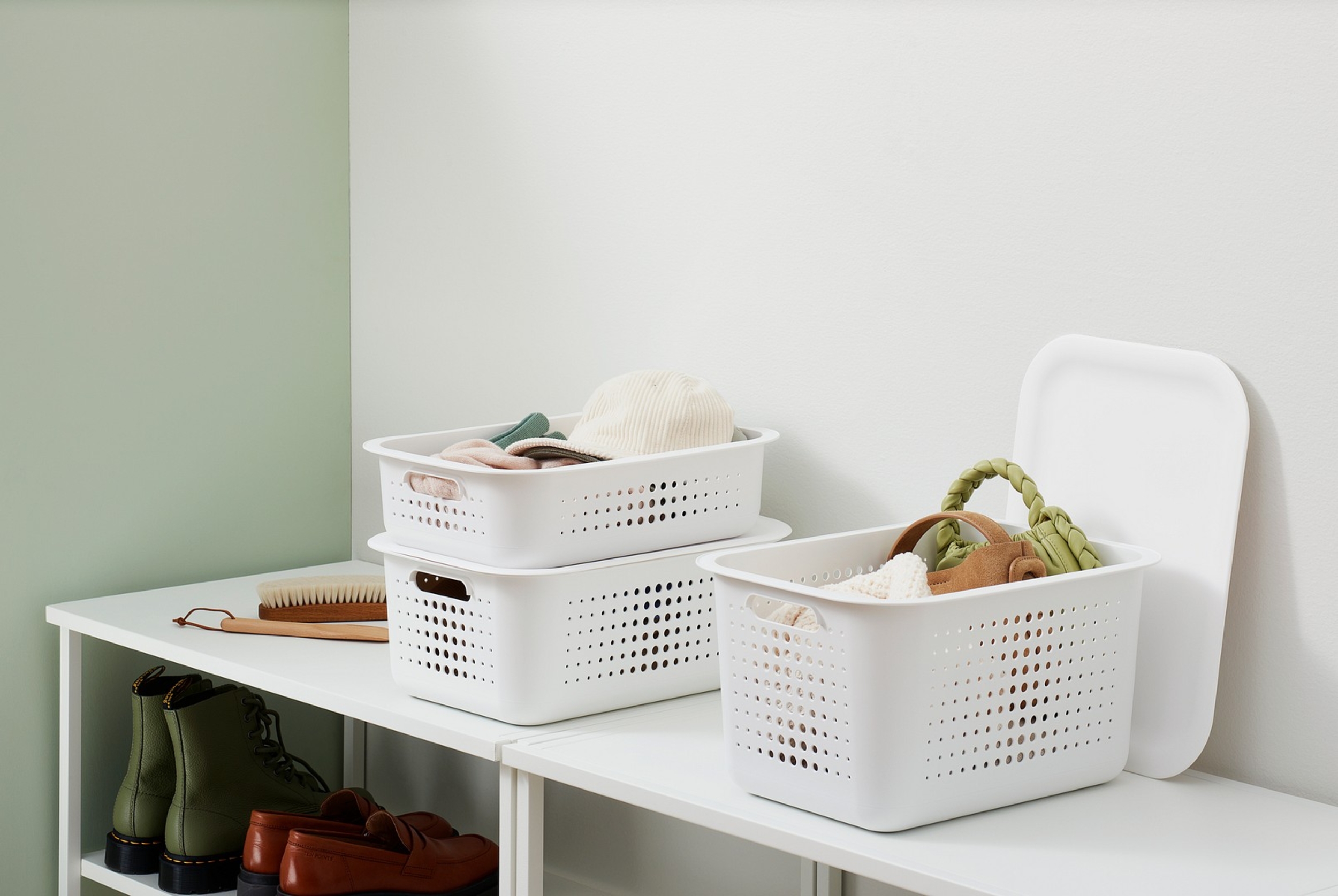 Storage baskets