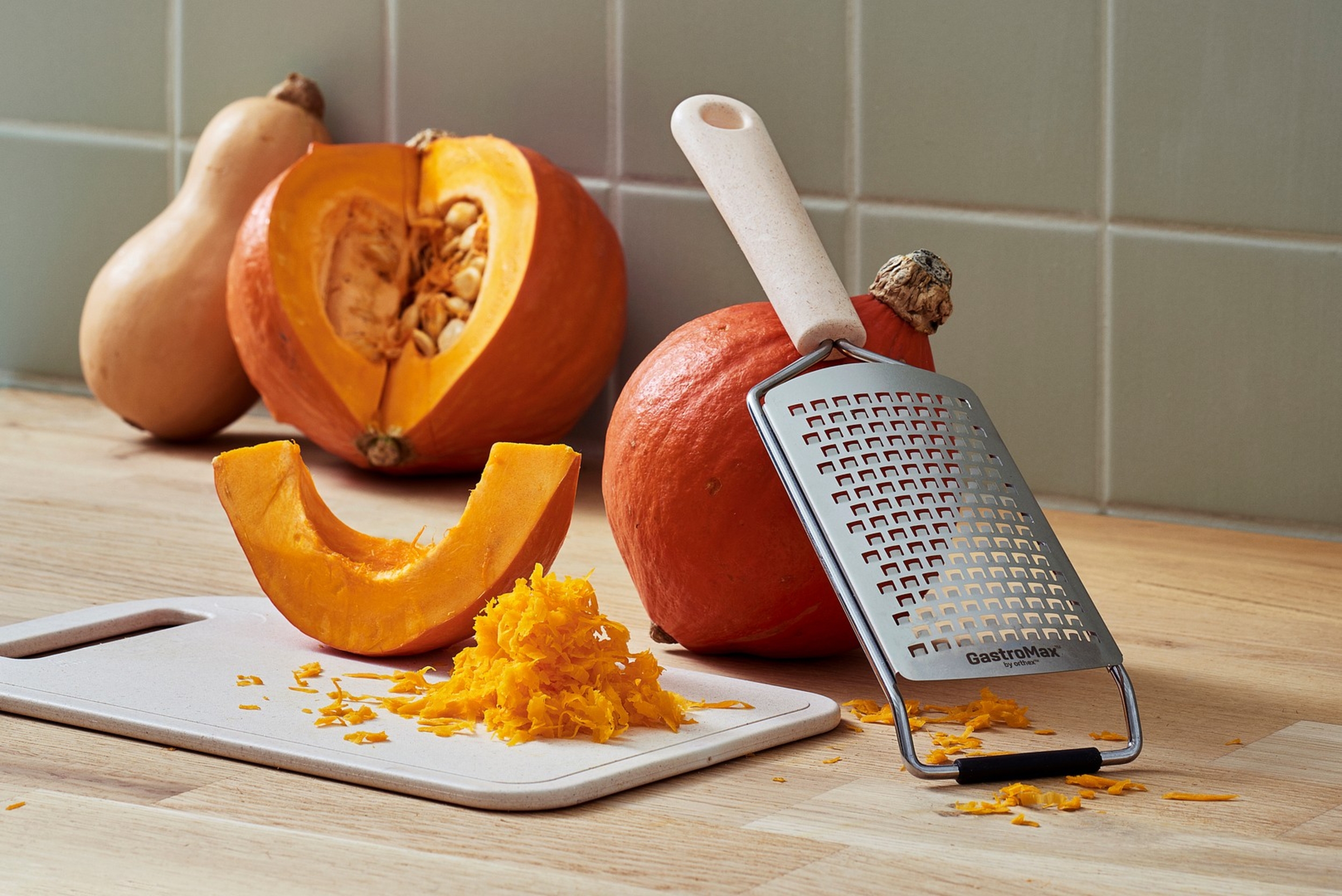Graters & cheese slicers