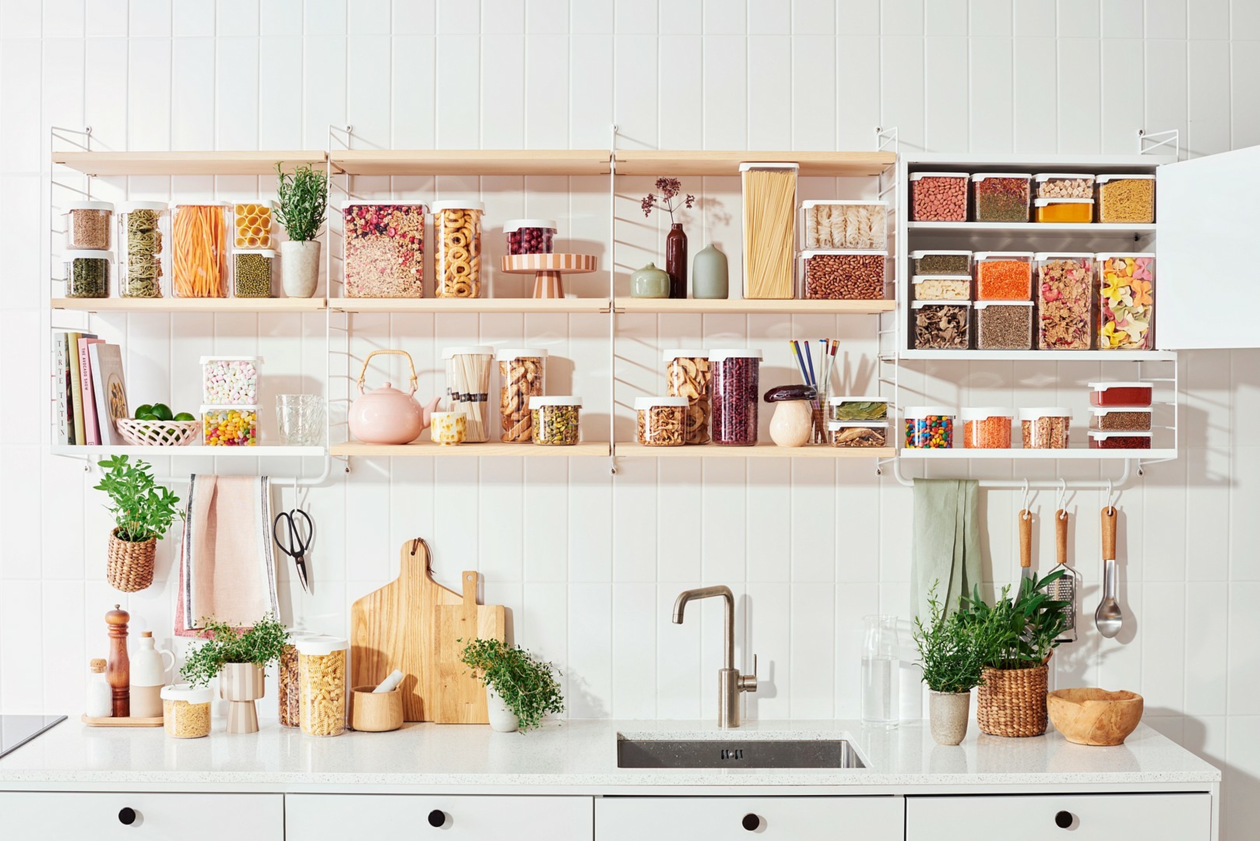 Dry food storage