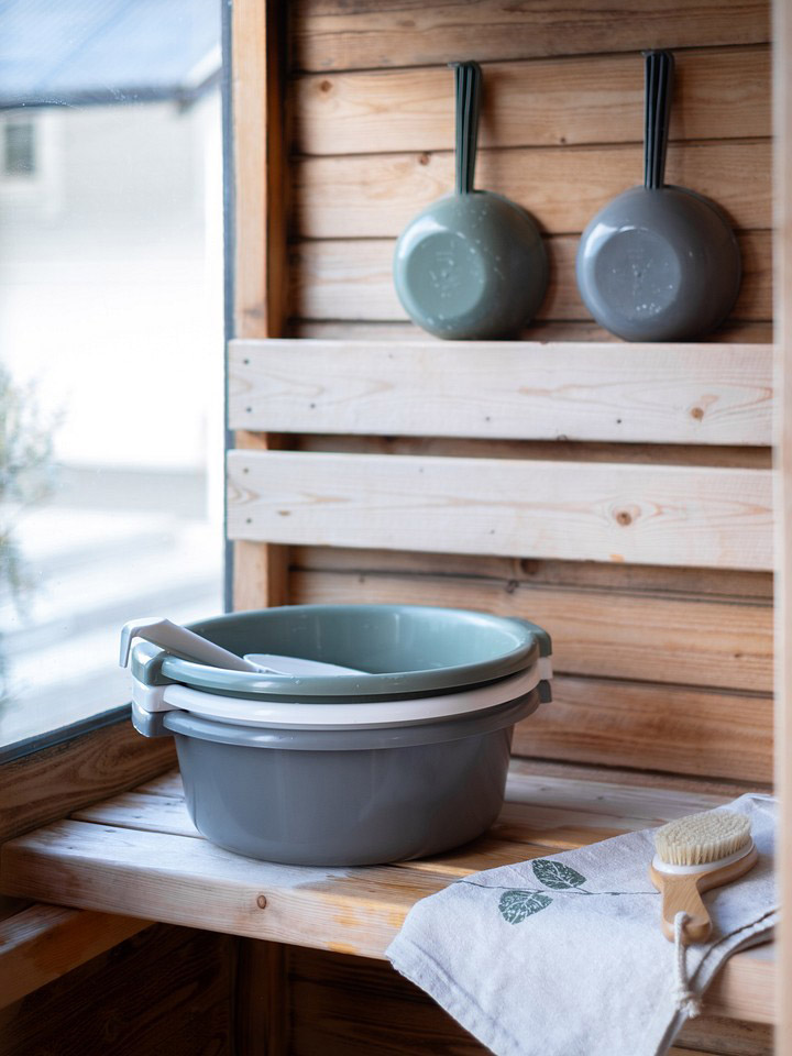 Orthex wash tubs and water scoops in sauna