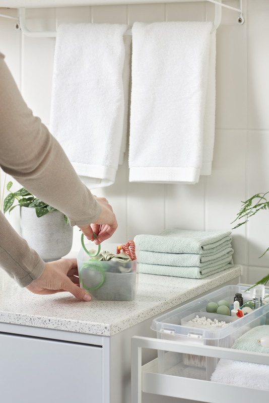 SmartStore™ Classic 3,5 L storage box with lid and 4 inserts